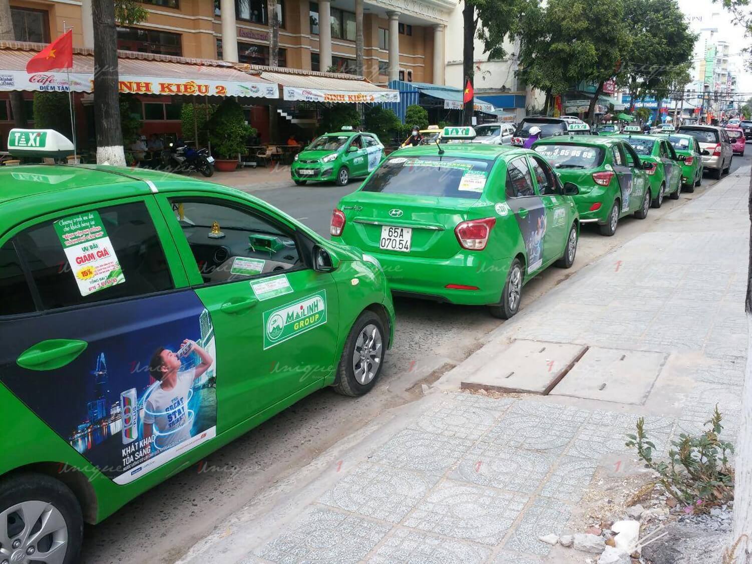 quảng cáo taxi