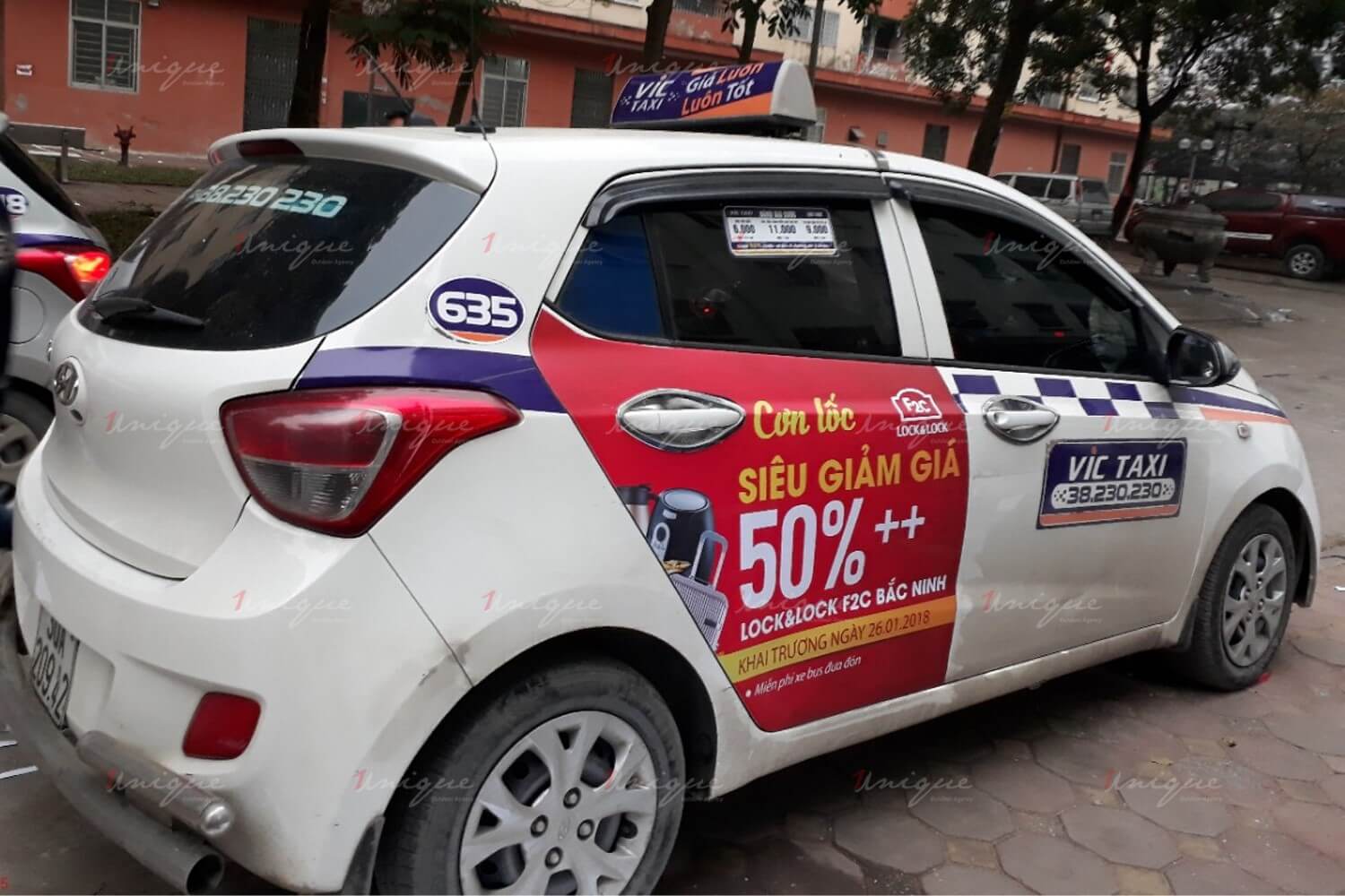 quảng cáo taxi